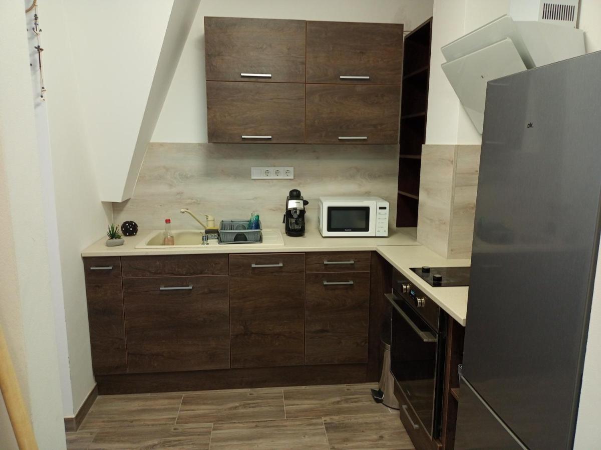 Szellorozsa Apartman Фоньод Екстер'єр фото